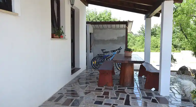 Sommerhus i Žbandaj