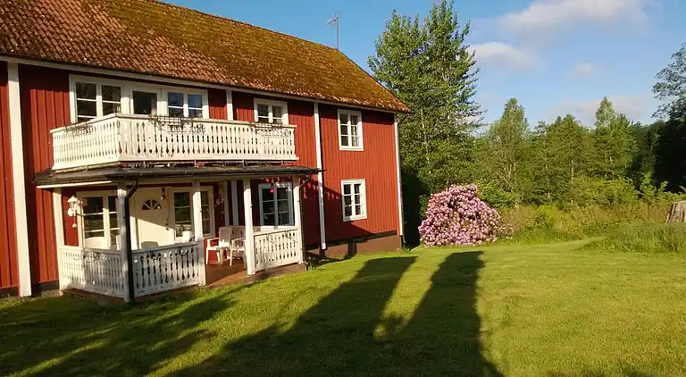 Gussagården; ein großes und wunderbares Haus