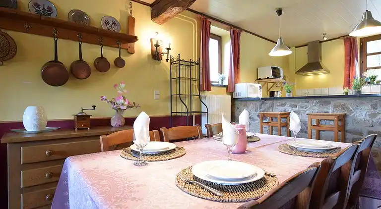 Holiday home in Wéris