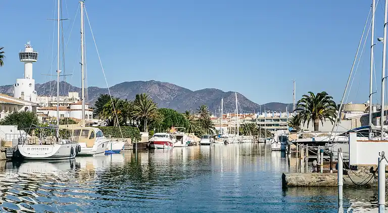 Apartment in Empuriabrava