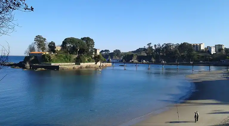 Apartment in Oleiros