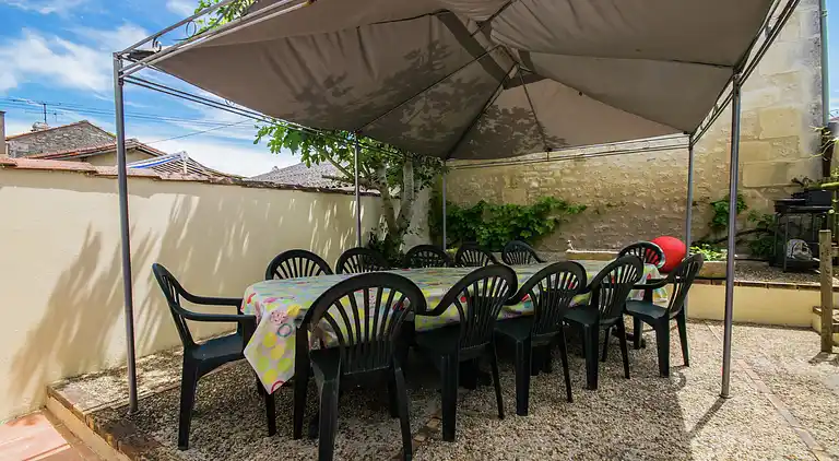 Holiday home in Pérignac