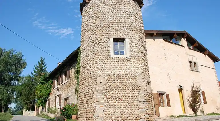 Manor house in Montrigaud