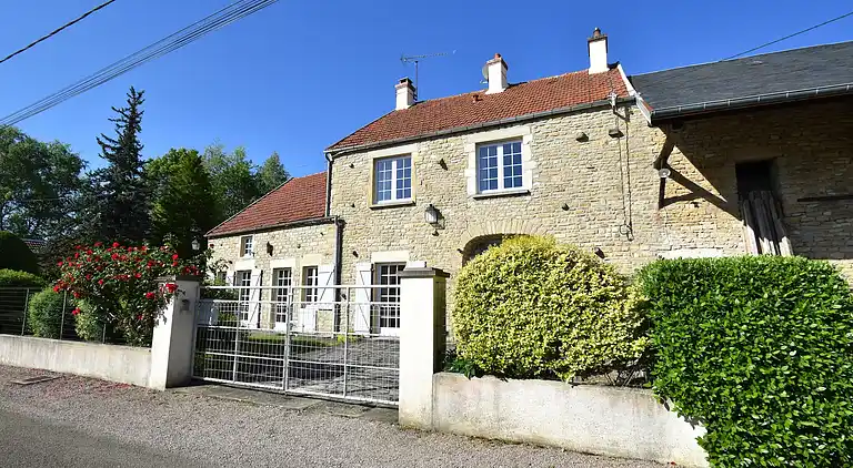 Holiday home in Magny