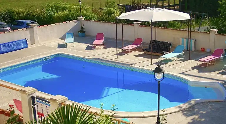 Holiday home in Pérignac