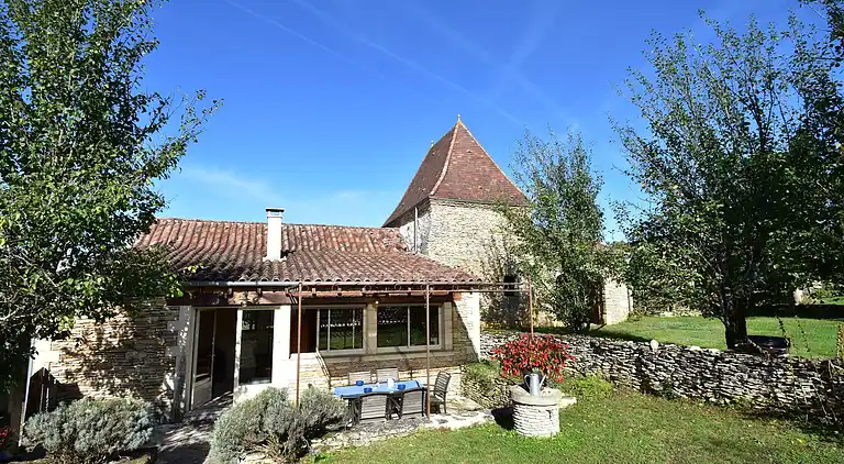 Holiday home in Saint-Crépin-et-Carlucet