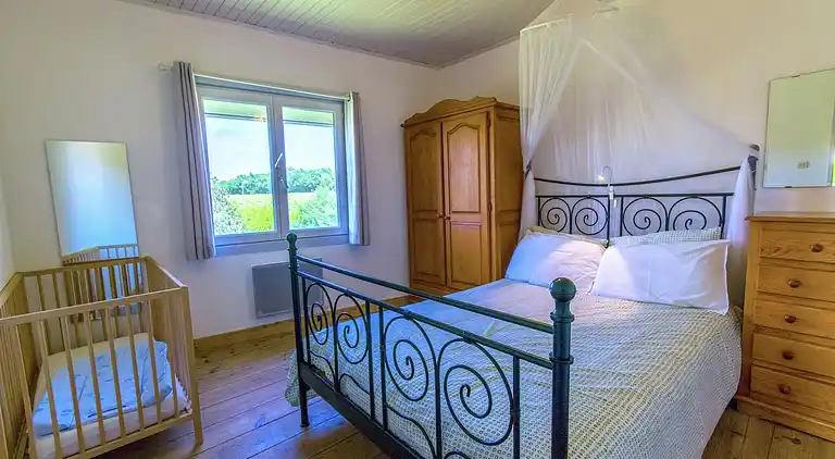 Holiday home in Pérignac