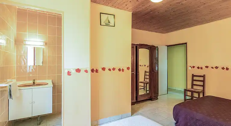 Holiday home in Saint-Crépin-et-Carlucet