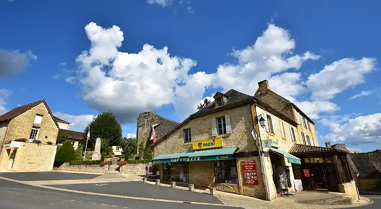 Holiday home in Saint-Crépin-et-Carlucet