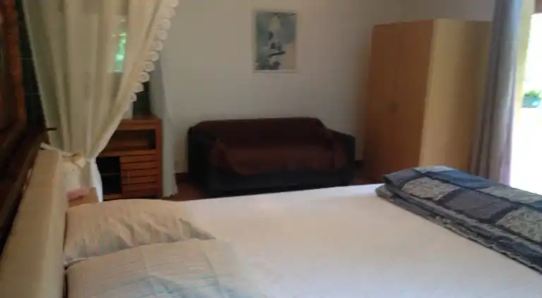 Holiday home in Cours-de-Pile