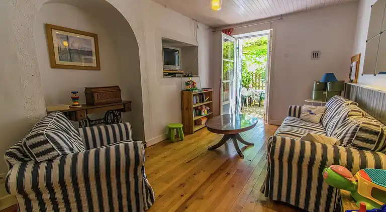 Holiday home in Pérignac