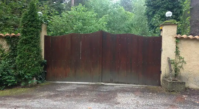 Holiday home in Cours-de-Pile