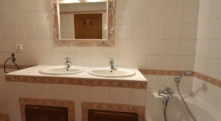 Villa in Saint-Laurent-d'Aigouze