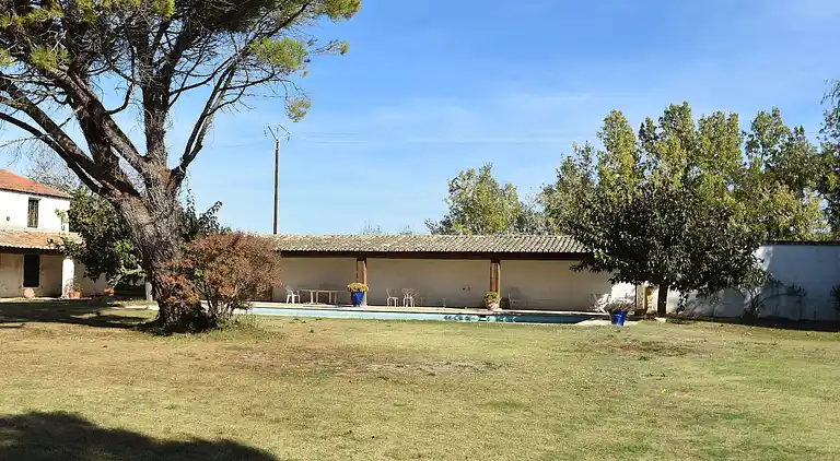 Villa in Saint-Laurent-d'Aigouze