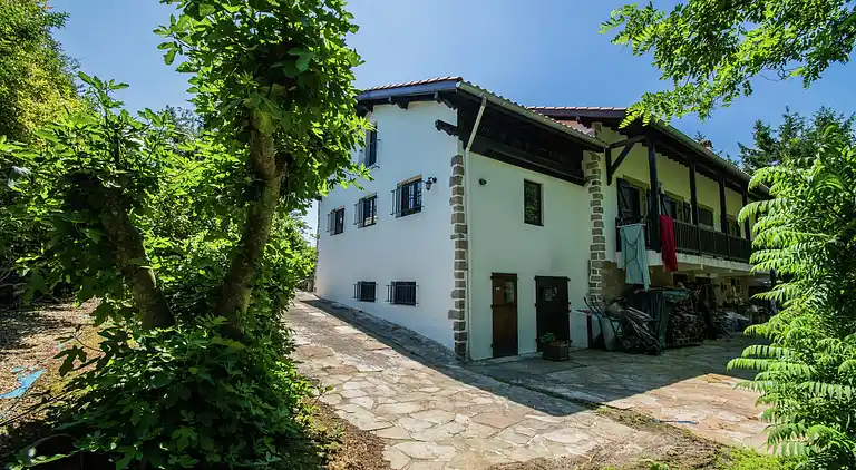 Manor house in Ascain