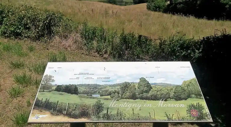 Sommerhus i Château-Chinon(Ville)