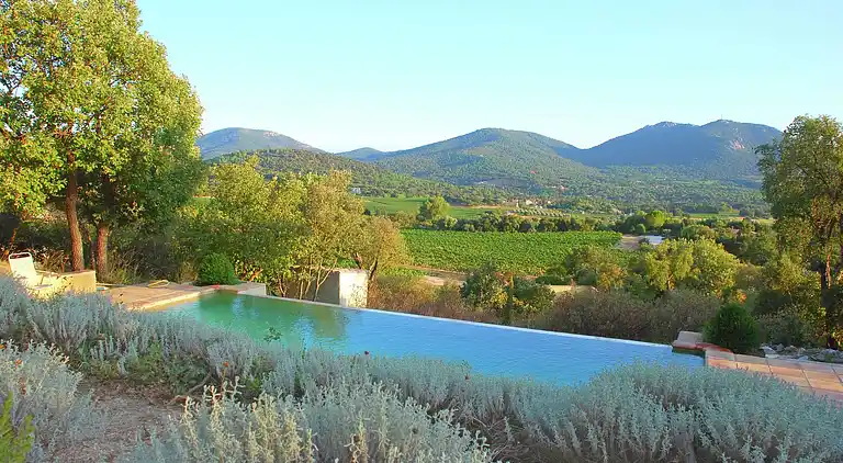 Sommerhus i Le Plan-de-la-Tour