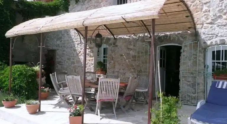 Holiday home in Évenos