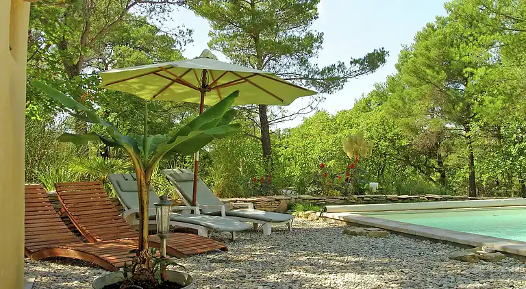 Holiday home in Faucon