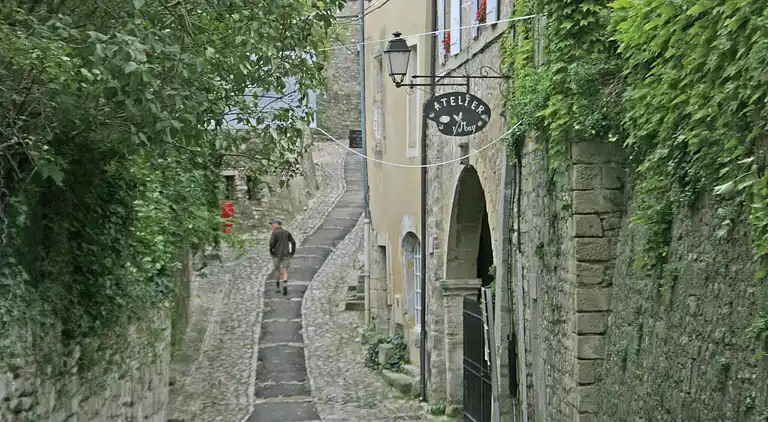 Holiday home in Faucon