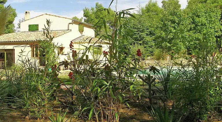 Holiday home in Faucon