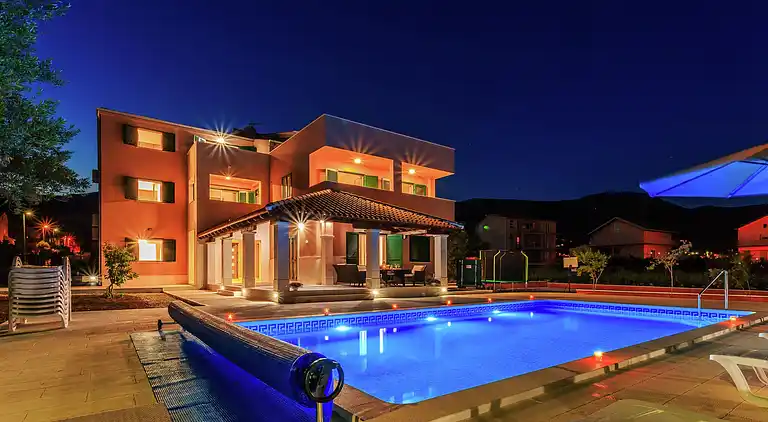 Villa i Kaštel Stari