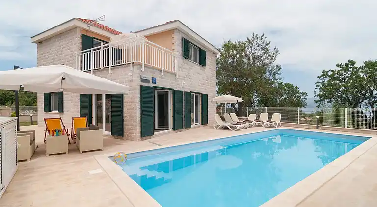 Feriebolig i Postira