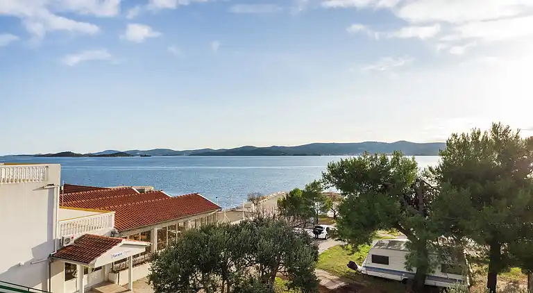 Ferielejlighed i Sveti Filip i Jakov