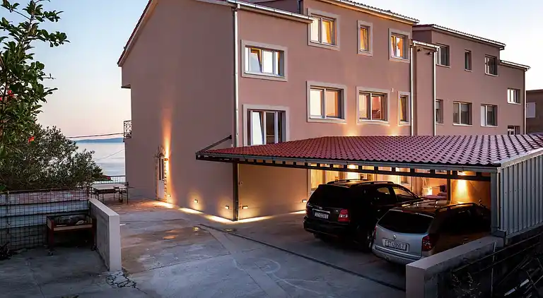 Holiday home in Podstrana