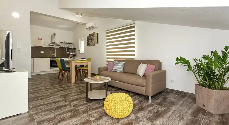 Villa i Kaštel Stari