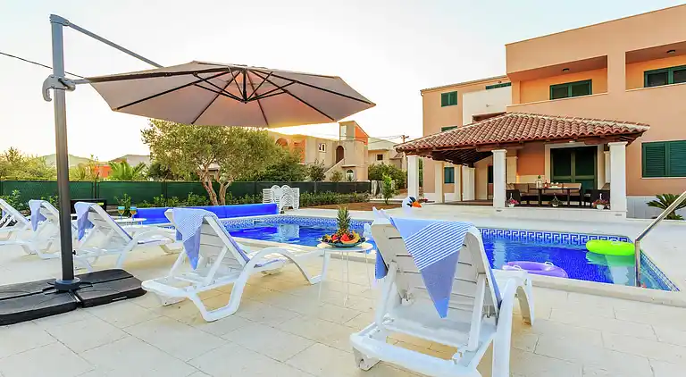 Villa i Kaštel Stari