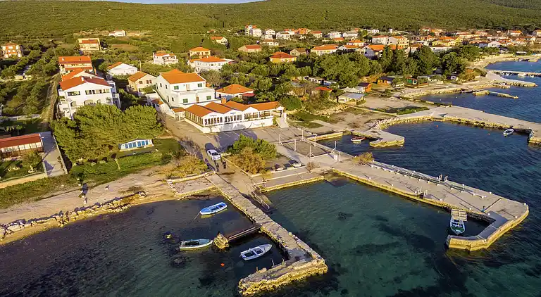 Ferielejlighed i Sveti Filip i Jakov