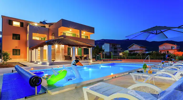 Villa i Kaštel Stari