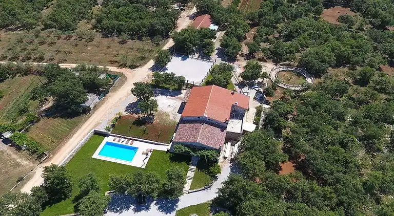 Gårdhus i Jakići Dolinji