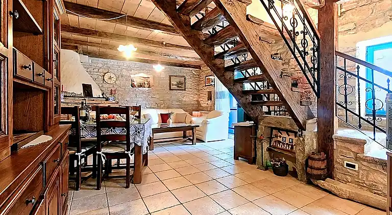 Holiday home in Zgrabljići