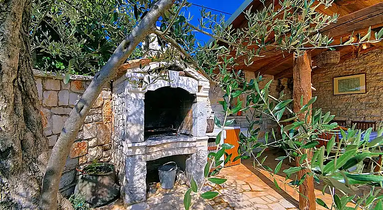 Holiday home in Zgrabljići