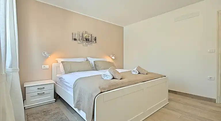 Ferielejlighed i Baškoti