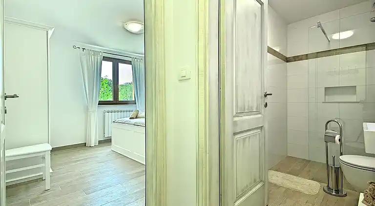 Ferielejlighed i Baškoti