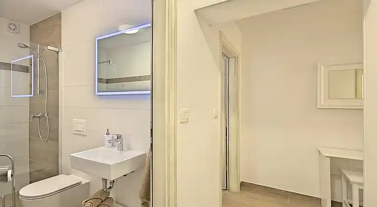 Ferielejlighed i Baškoti