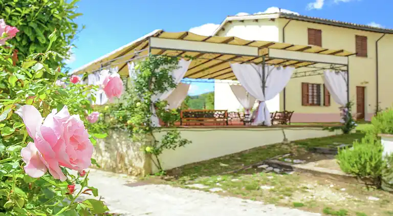 Farm house in Pupaggi