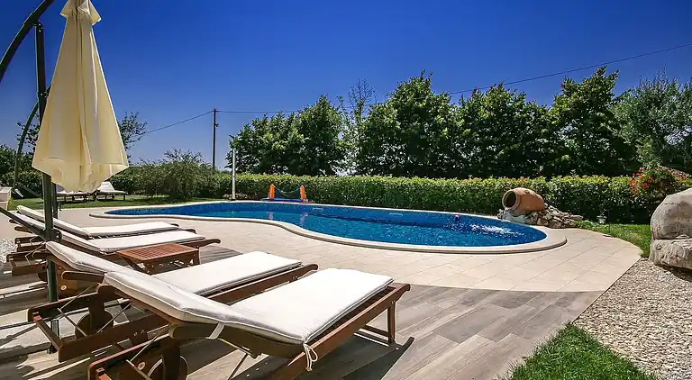 Ferielejlighed i Baškoti