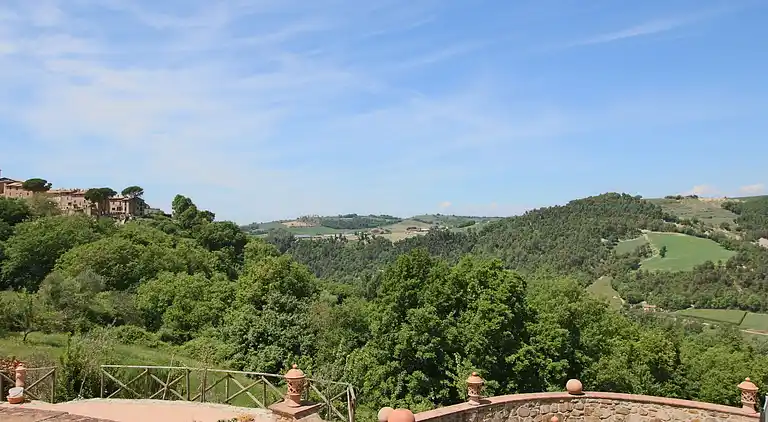 Manor house in Collazzone