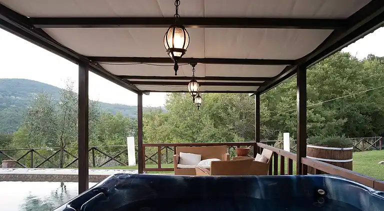 Semesterbostad i Valtopina