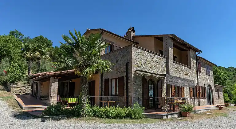 Gårdhus i Ficulle