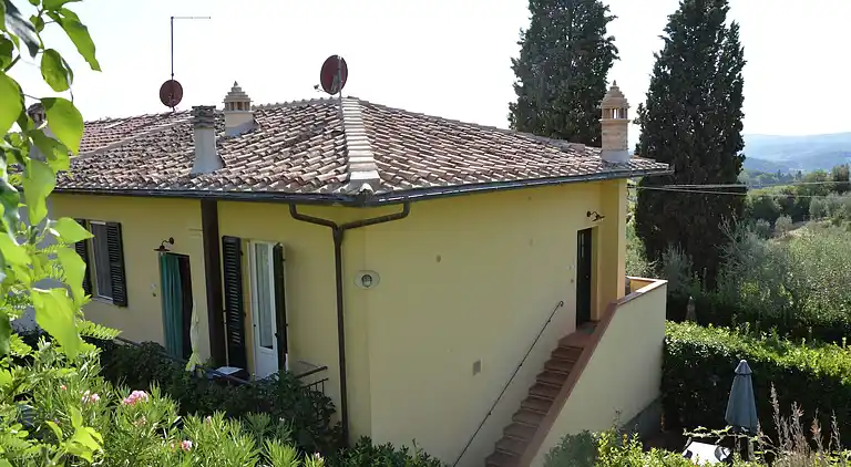 Gårdshus i Gavignano