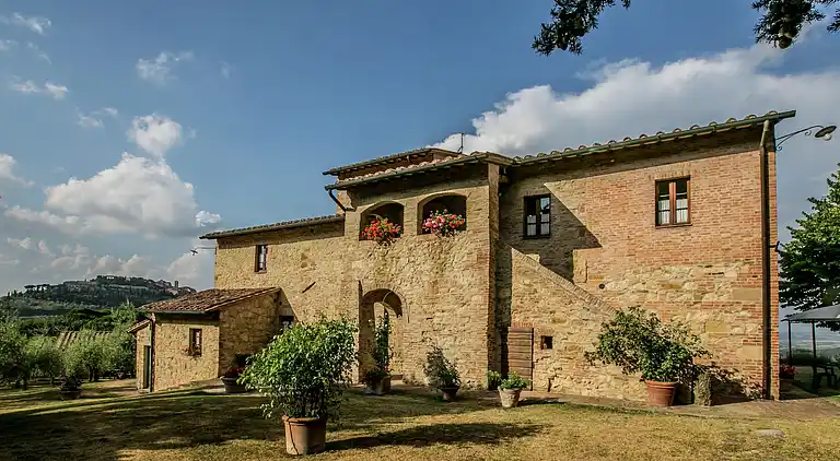 Farm house in Montepulciano
