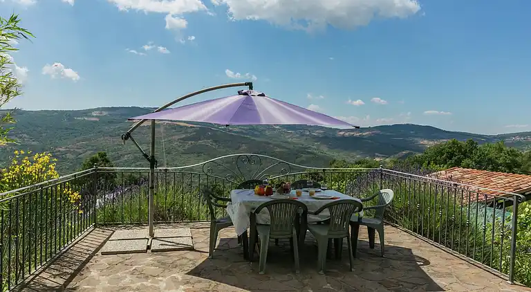 Villa in Santa Fiora