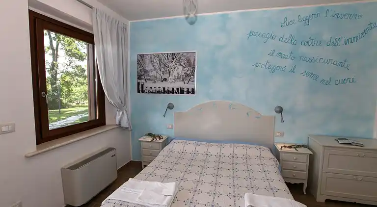 Manor house in San Valentino in Abruzzo Citeriore