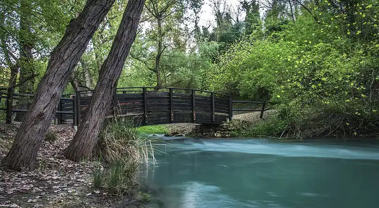 Manor house in San Valentino in Abruzzo Citeriore