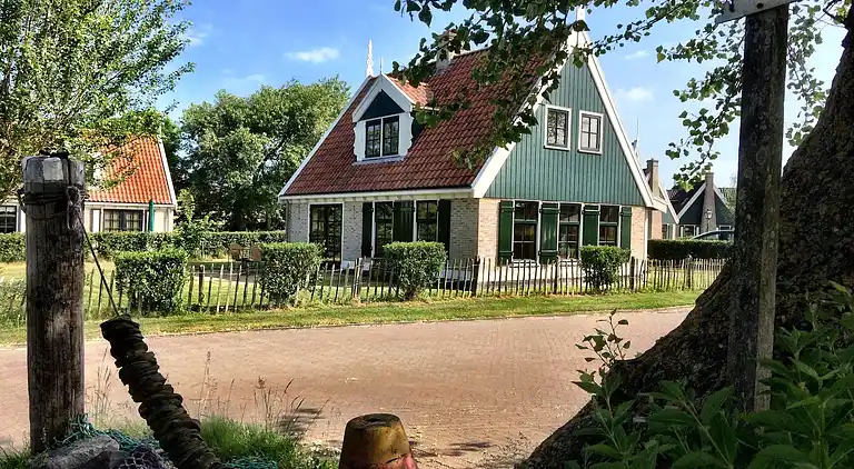 Villa i Hippolytushoef